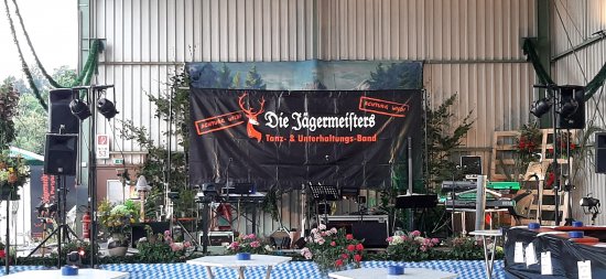 http://die-jaegermeisters-band.de/media/150-jaehriges Gruendungsfest Krieger- und Soldatenkameradschaft/20220723_174141.jpg